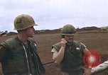 Standbild Vereinigten Staaten Marines Vietnam Khe Sanh, 1968, aus Sekunde 26 historischem Filmmaterial Videoclip 65675022558