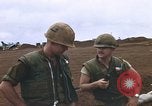 Standbild Vereinigten Staaten Marines Vietnam Khe Sanh, 1968, aus Sekunde 33 historischem Filmmaterial Videoclip 65675022558