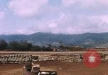 Standbild Vereinigten Staaten Marines Vietnam Khe Sanh, 1968, aus Sekunde 10 historischem Filmmaterial Videoclip 65675022559