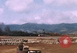 Standbild Vereinigten Staaten Marines Vietnam Khe Sanh, 1968, aus Sekunde 13 historischem Filmmaterial Videoclip 65675022559