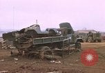 Standbild Vereinigten Staaten Marines Vietnam Khe Sanh, 1968, aus Sekunde 25 historischem Filmmaterial Videoclip 65675022559