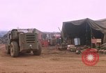 Standbild Vereinigten Staaten Marines Vietnam Khe Sanh, 1968, aus Sekunde 40 historischem Filmmaterial Videoclip 65675022559