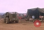 Standbild Vereinigten Staaten Marines Vietnam Khe Sanh, 1968, aus Sekunde 41 historischem Filmmaterial Videoclip 65675022559