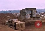 Standbild Vereinigten Staaten Marines Vietnam Khe Sanh, 1968, aus Sekunde 53 historischem Filmmaterial Videoclip 65675022559