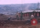 Standbild Vereinigten Staaten Marines Vietnam Khe Sanh, 1968, aus Sekunde 59 historischem Filmmaterial Videoclip 65675022559