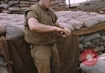 Standbild Vereinigten Staaten Marines Vietnam Khe Sanh, 1968, aus Sekunde 28 historischem Filmmaterial Videoclip 65675022560