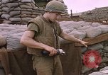 Standbild Vereinigten Staaten Marines Vietnam Khe Sanh, 1968, aus Sekunde 34 historischem Filmmaterial Videoclip 65675022560