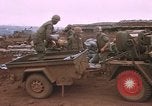 Standbild Vereinigten Staaten Marines Vietnam Khe Sanh, 1968, aus Sekunde 39 historischem Filmmaterial Videoclip 65675022560