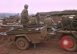 Standbild Vereinigten Staaten Marines Vietnam Khe Sanh, 1968, aus Sekunde 43 historischem Filmmaterial Videoclip 65675022560