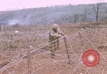 Standbild US-Marines in Khe Sanh Vietnam Khe Sanh, 1968, aus Sekunde 1 historischem Filmmaterial Videoclip 65675022561