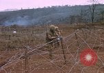 Standbild US-Marines in Khe Sanh Vietnam Khe Sanh, 1968, aus Sekunde 6 historischem Filmmaterial Videoclip 65675022561
