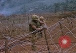 Standbild US-Marines in Khe Sanh Vietnam Khe Sanh, 1968, aus Sekunde 9 historischem Filmmaterial Videoclip 65675022561