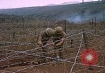 Standbild US-Marines in Khe Sanh Vietnam Khe Sanh, 1968, aus Sekunde 13 historischem Filmmaterial Videoclip 65675022561