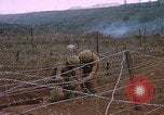 Standbild US-Marines in Khe Sanh Vietnam Khe Sanh, 1968, aus Sekunde 14 historischem Filmmaterial Videoclip 65675022561
