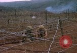 Standbild US-Marines in Khe Sanh Vietnam Khe Sanh, 1968, aus Sekunde 19 historischem Filmmaterial Videoclip 65675022561