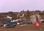 Standbild US-Marines in Khe Sanh Vietnam Khe Sanh, 1968, aus Sekunde 40 historischem Filmmaterial Videoclip 65675022561