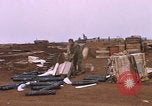 Standbild US-Marines in Khe Sanh Vietnam Khe Sanh, 1968, aus Sekunde 51 historischem Filmmaterial Videoclip 65675022561
