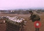 Standbild United States Marine Vietnam Khe Sanh, 1968, aus Sekunde 10 historischem Filmmaterial Videoclip 65675022562