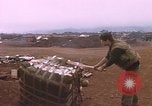 Standbild United States Marine Vietnam Khe Sanh, 1968, aus Sekunde 12 historischem Filmmaterial Videoclip 65675022562