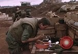 Standbild United States Marine Vietnam Khe Sanh, 1968, aus Sekunde 18 historischem Filmmaterial Videoclip 65675022562