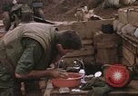 Standbild United States Marine Vietnam Khe Sanh, 1968, aus Sekunde 28 historischem Filmmaterial Videoclip 65675022562