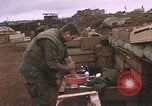 Standbild United States Marine Vietnam Khe Sanh, 1968, aus Sekunde 34 historischem Filmmaterial Videoclip 65675022562