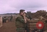 Standbild United States Marine Vietnam Khe Sanh, 1968, aus Sekunde 49 historischem Filmmaterial Videoclip 65675022562