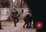 Standbild Vietcong Angriffe Saigon Vietnam, 1968, aus Sekunde 17 historischem Filmmaterial Videoclip 65675022565