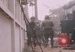 Standbild Vietcong Angriffe Saigon Vietnam, 1968, aus Sekunde 33 historischem Filmmaterial Videoclip 65675022565