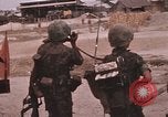 Standbild Viet Cong Angriffe Saigon Vietnam, 1968, aus Sekunde 17 historischem Filmmaterial Videoclip 65675022566