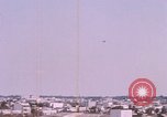 Standbild Vietcong Angriff Saigon Vietnam, 1968, aus Sekunde 46 historischem Filmmaterial Videoclip 65675022567