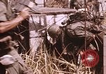 Standbild Vietcong Angriff Saigon Vietnam, 1968, aus Sekunde 39 historischem Filmmaterial Videoclip 65675022568