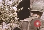 Standbild Vietcong Angriff Saigon Vietnam, 1968, aus Sekunde 27 historischem Filmmaterial Videoclip 65675022569