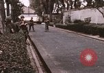 Standbild Vietcong Angriff Saigon Vietnam, 1968, aus Sekunde 40 historischem Filmmaterial Videoclip 65675022569
