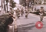 Standbild Vietcong Angriff Saigon Vietnam, 1968, aus Sekunde 59 historischem Filmmaterial Videoclip 65675022569
