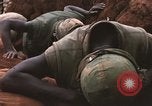 Standbild United States Marine Corps Khe Sanh Vietnam, 1968, aus Sekunde 10 historischem Filmmaterial Videoclip 65675022592