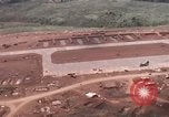 Standbild Vereinigten Staaten Marines Combat Base Khe Sanh Vietnam, 1968, aus Sekunde 39 historischem Filmmaterial Videoclip 65675022594