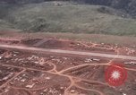Standbild Vereinigten Staaten Marines Combat Base Khe Sanh Vietnam, 1968, aus Sekunde 56 historischem Filmmaterial Videoclip 65675022594