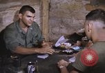 Standbild Vereinigten Staaten Marines Corps Khe Sanh Vietnam, 1968, aus Sekunde 41 historischem Filmmaterial Videoclip 65675022596