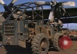 Standbild Vereinigten Staaten Marines Corps Khe Sanh Vietnam, 1968, aus Sekunde 30 historischem Filmmaterial Videoclip 65675022597