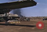 Standbild Vereinigten Staaten Marines Corps Khe Sanh Vietnam, 1968, aus Sekunde 40 historischem Filmmaterial Videoclip 65675022597