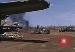 Standbild Vereinigten Staaten Marines Corps Khe Sanh Vietnam, 1968, aus Sekunde 45 historischem Filmmaterial Videoclip 65675022597