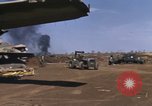 Standbild Vereinigten Staaten Marines Corps Khe Sanh Vietnam, 1968, aus Sekunde 48 historischem Filmmaterial Videoclip 65675022597