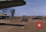 Standbild Vereinigten Staaten Marines Corps Khe Sanh Vietnam, 1968, aus Sekunde 51 historischem Filmmaterial Videoclip 65675022597