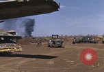 Standbild Vereinigten Staaten Marines Corps Khe Sanh Vietnam, 1968, aus Sekunde 52 historischem Filmmaterial Videoclip 65675022597