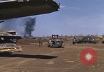 Standbild Vereinigten Staaten Marines Corps Khe Sanh Vietnam, 1968, aus Sekunde 53 historischem Filmmaterial Videoclip 65675022597