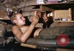 Standbild Vereinigten Staaten Marines Corps Khe Sanh Vietnam, 1968, aus Sekunde 8 historischem Filmmaterial Videoclip 65675022599