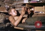 Standbild Vereinigten Staaten Marines Corps Khe Sanh Vietnam, 1968, aus Sekunde 10 historischem Filmmaterial Videoclip 65675022599
