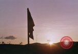 Immagine di Bandiera americana Khe Sanh Vietnam, 1968, secondo 9 filmato di repertorio 65675022605
