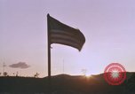 Immagine di Bandiera americana Khe Sanh Vietnam, 1968, secondo 30 filmato di repertorio 65675022605